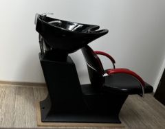 Kadeřnický mycí box Lady C M4